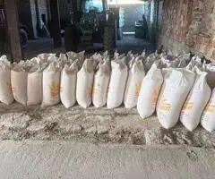 Vând porumb uscat băgat în saci – 0,90 lei/kg