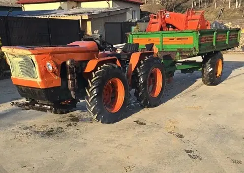 Tractoraș articulat 4x4 Goldoni 33 CP + Remorcă 6x6 și Tocător - 1/4