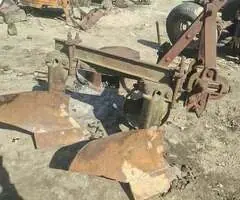 Vând plug agricol PP2 (2 trupițe) - Ideal pentru tractor U445