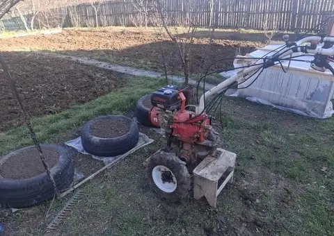 Vând Motocultor LONCIN (3 viteze + marșarier) - Stare perfectă