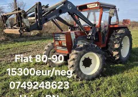 Tractor Fiatagri 80-90 cu Încărcător Frontal (3 Funcții) | 80 CP | Inversor - 1/8