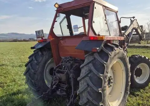 Tractor Fiatagri 80-90 cu Încărcător Frontal (3 Funcții) | 80 CP | Inversor - 4/8