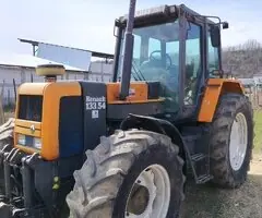 Tractor renault 133 54 Tz