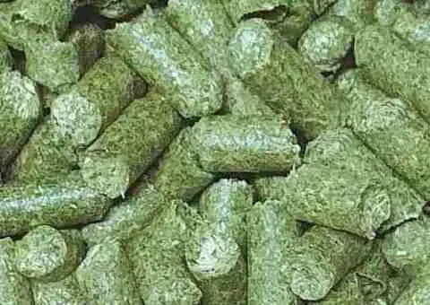 Lucernă peleți / granule furajere – vrac sau ambalată