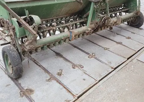 Semănătoare SUP 29 Românească – 3 Bucăți Disponibile – 1500 Lei - 1/3