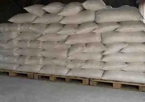 Porumb boabe uscat ambalat în saci – preț de la 0,9 lei/kg - 2/3