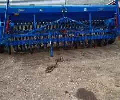 Semănătoare păioase SUP 32DKFL cu fertilizare