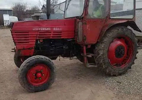 Tractor U650 din anul 2003 – Stare bună de funcționare - 1/4