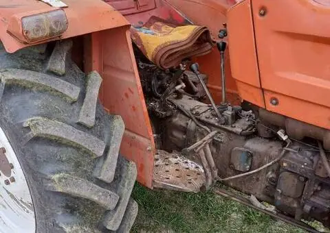 Tractor U445 adus recent – Cutie cu 2 manete – Chevereșu Mare - 6/8