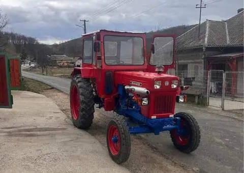 Vând Tractor UTB 650 Recondiționat – Stare Excelentă (Gata de Lucru) - 3/4