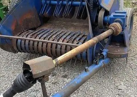 Balotieră mică deal și munte, funcționează de la 15 CP, probă lucru - 6/6