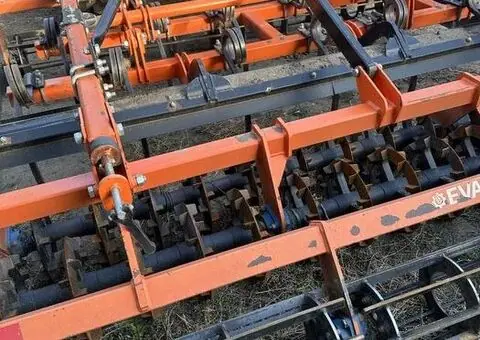 Compactor Evak 3m – An 2022 – Stare Impecabilă (Aproape Nou) - 2/3