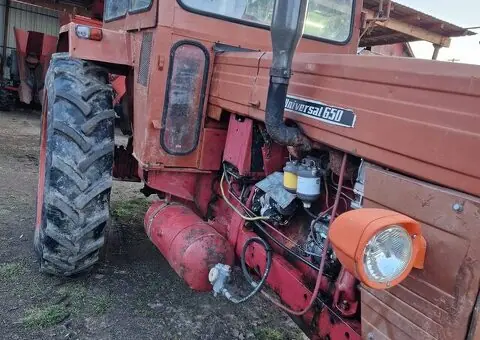 Tractor Universal 650 cu Carte RAR și Fiscal – Stare Perfectă – Decindeni - 3/6