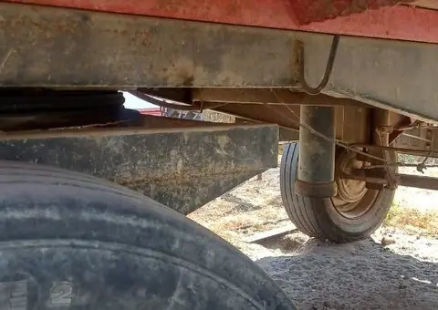 Vând remorcă agricolă basculabilă - 4/5