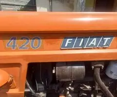 Vând tractor fiat 420