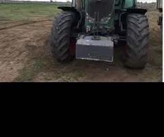 Tractor FENDT 828 VARIO